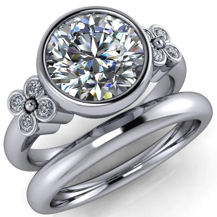 Fire Brilliance Rings Andrea Round Center Stone Full Bezel 4 Lucky Clover Sides Ring