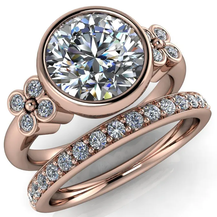 Fire Brilliance Rings Andrea Round Center Stone Full Bezel 4 Lucky Clover Sides Ring