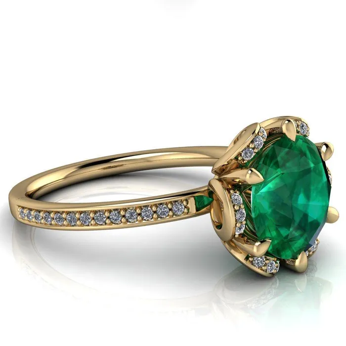Fire Brilliance Rings Daisy Round Emerald Floral Diamond Basket Design and Diamond Shoulders Ring