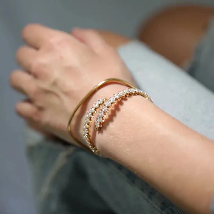 Jewelvers Bracelets 18k GoldFilled Zircon Baguette Bangle Jewelvers Bracelets 18k GoldFilled Zircon Baguette Bangle