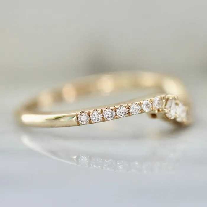 Justine Quintal Jewellery Rings On the Rocks Curved Diamond Band