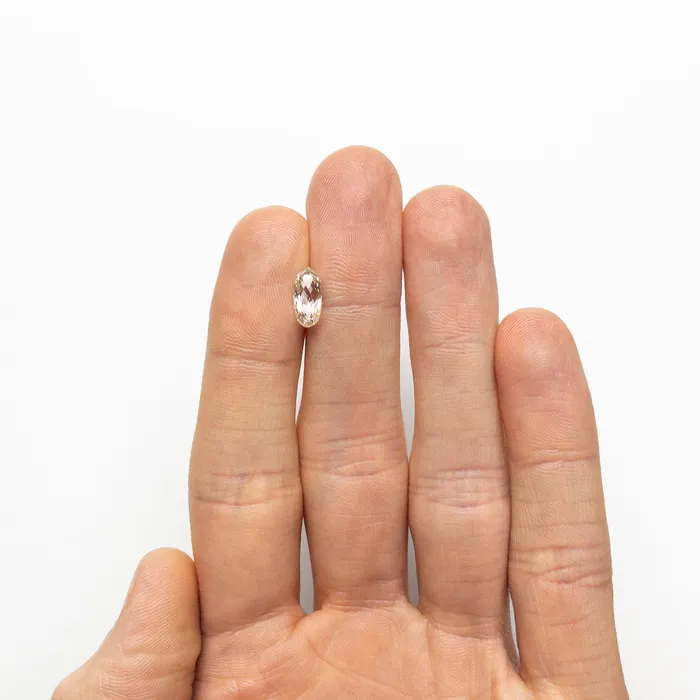 Misfit Diamonds 203ct 1004x488x435mm VVS OP Oval Briolette Cut 2389801 Rings
