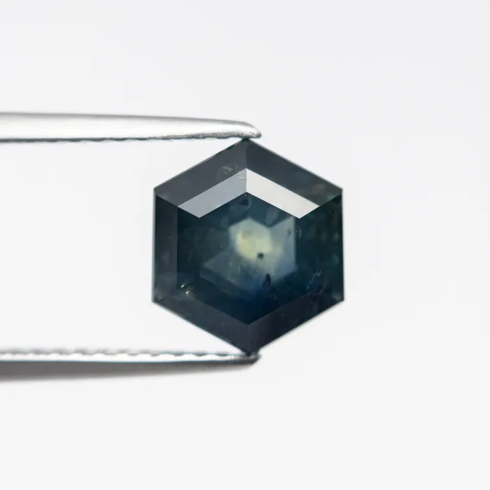 Misfit Gems Rings 305ct 860x733x568mm Hexagon Step Cut Sapphire 2098301