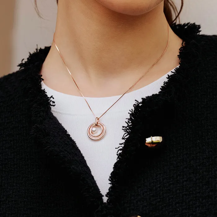 Necklaces Pearly Lustre Top Grade Freshwater Pearl Necklace WN00622 CONNECT