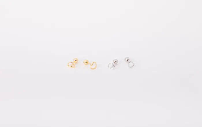 Necklaces WANTME Hollow Heart Screwbacks