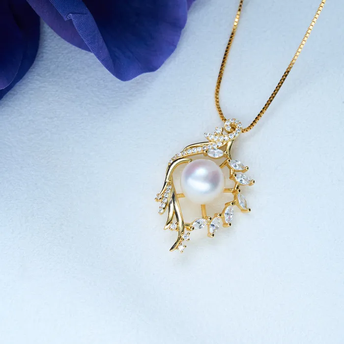 Pearly Lustre Necklaces Elegant Freshwater Pearl Necklace WN00092