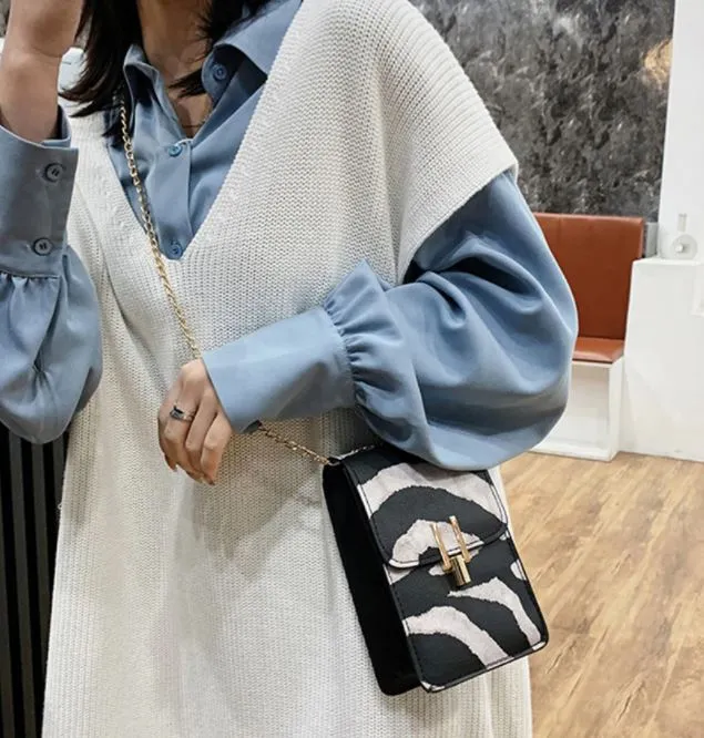 polly Earrings PB96 Zebra Print Messenger Shoulder Bag polly Earrings PB96 Zebra Print Messenger Shoulder Bag