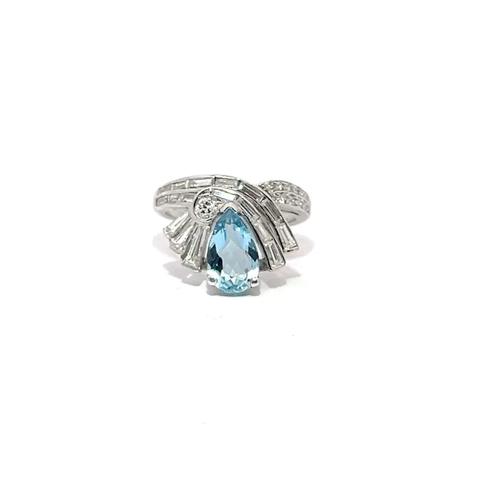PreOwned Platinum Aquamarine and Diamond Ring STORE 5a Rings