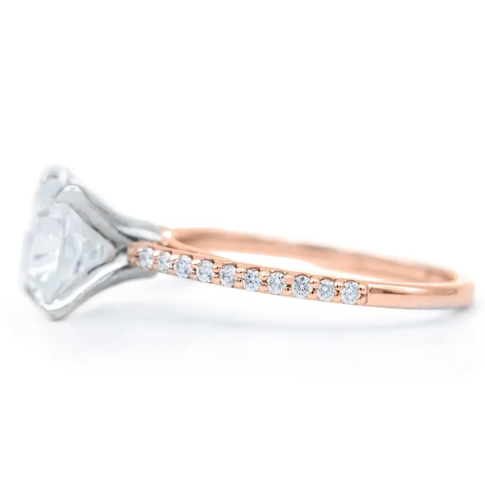 Rings Fire Brilliance Cushion Hearts Arrows Moissanite 4 Prongs Diamond Accent Ice Cathedral Solitaire Ring