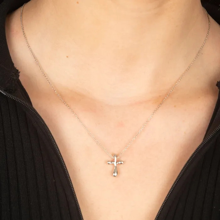 Tiffany Co Necklaces PreOwned Tiffany Co Elsa Peretti Cross Pendant