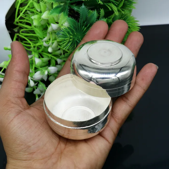 TRIBAL ORNAMENTS 999 fine silver handmade gorgeous small Prasadam bowl or box trinket box container box serving box for god solid silver article sv188 Necklaces