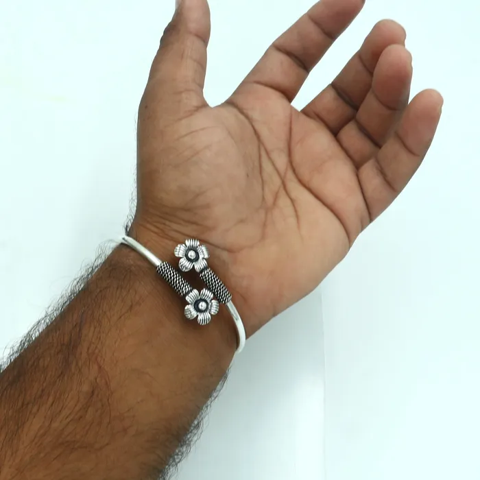 TRIBAL ORNAMENTS Bracelets 925 sterling silver handmade flower design stylish kada bangle bracelet tribal jewelry nsk883 TRIBAL ORNAMENTS Bracelets 925 sterling silver handmade flower design stylish kada bangle bracelet tribal jewelry nsk883