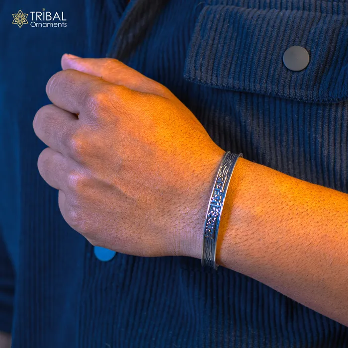 TRIBAL ORNAMENTS Bracelets 925 Sterling silver Lord Krishna mantra bracelet JAI SHRI SHYAM Adjustable cuff kada bangle for mens and girls cuff230 TRIBAL ORNAMENTS Bracelets 925 Sterling silver Lord Krishna mantra bracelet JAI SHRI SHYAM Adjustable cuff kada bangle for mens and girls cuff230