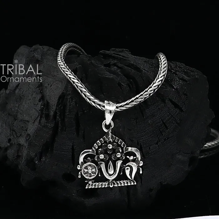 TRIBAL ORNAMENTS Necklaces 925 pure silver Divine Swaminarayana pendant best gifting pendant wheat chain necklace locket best gifting delicate unisex jewelry NSP731