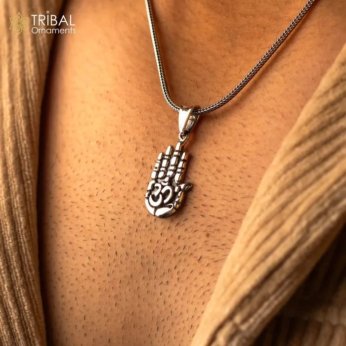 TRIBAL ORNAMENTS Necklaces 925 sterling silver handmade divine hand palm with AUM excellent unique design pendant blessing palm pendant from india ssp910
