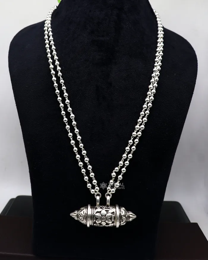 TRIBAL ORNAMENTS Necklaces 925 Sterling silver handmade vintage design amulet box pendant with 2 line beaded necklace tribal ethnic mantra box pendant jewelry set591 TRIBAL ORNAMENTS Necklaces 925 Sterling silver handmade vintage design amulet box pendant with 2 line beaded necklace tribal ethnic mantra box pendant jewelry set591