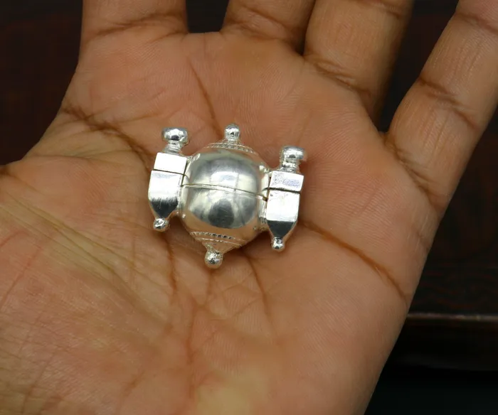TRIBAL ORNAMENTS Necklaces Sterling silver customized designer lord Shiva lingam box unique rare stylish fancy box pendant casket box south india jewelry nsp419 TRIBAL ORNAMENTS Necklaces Sterling silver customized designer lord Shiva lingam box unique rare stylish fancy box pendant casket box south india jewelry nsp419
