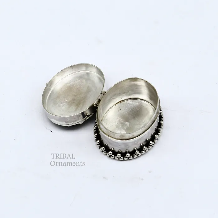 TRIBAL ORNAMENTS Rings 925 sterling silver unique design stone work trinket box kajal eyeliner box Sindur box brides gift silver box stb752 TRIBAL ORNAMENTS Rings 925 sterling silver unique design stone work trinket box kajal eyeliner box Sindur box brides gift silver box stb752
