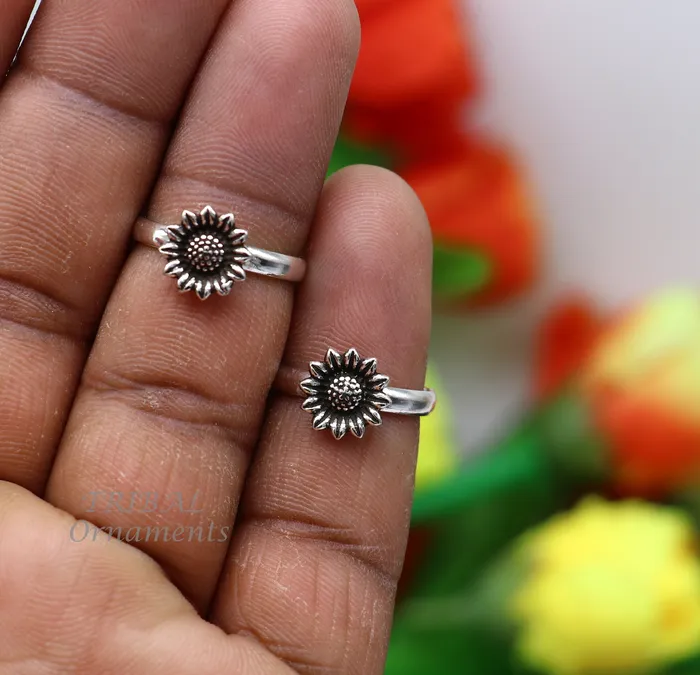 TribalOrnaments Rings 925 sterling silver elegant floral design handmade toe ring toe band stylish modern womens brides jewelry india traditional jewelry ytr43