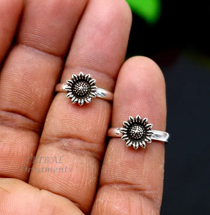 TribalOrnaments Rings 925 sterling silver elegant floral design handmade toe ring toe band stylish modern womens brides jewelry india traditional jewelry ytr43