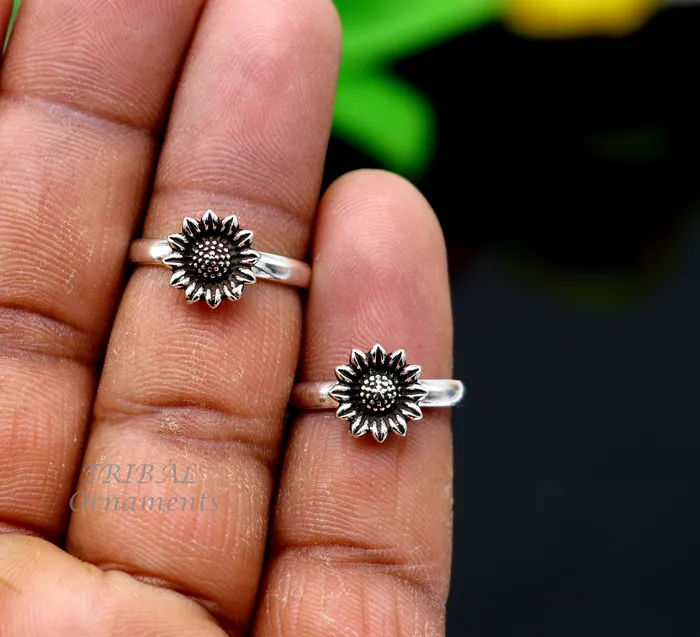 TribalOrnaments Rings 925 sterling silver elegant floral design handmade toe ring toe band stylish modern womens brides jewelry india traditional jewelry ytr43